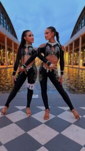 vendesi abito in duo